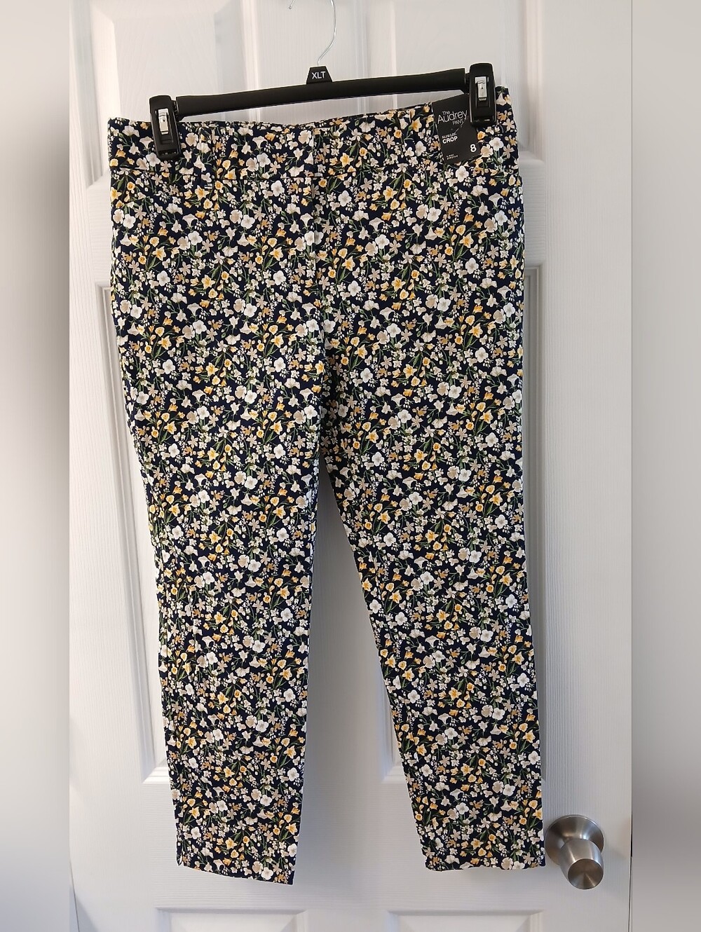 NWT NY&Co 7th Ave Audrey Slim Leg Cropped Floral Pants 8